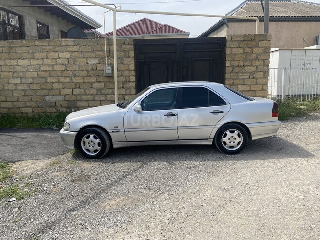 Mercedes C 220 d 1999, 436,000 km - 2.2 l - Bakı