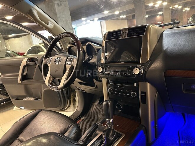 Toyota Land Cruiser Prado 2010, 185,000 km - 2.7 l - Bakı