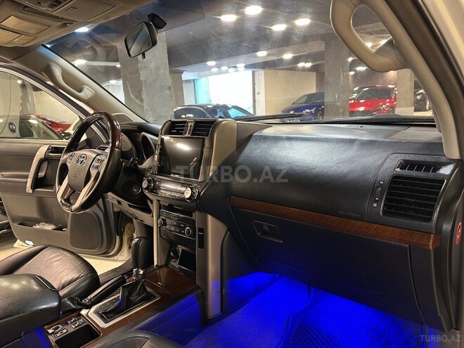 Toyota Land Cruiser Prado 2010, 185,000 km - 2.7 l - Bakı