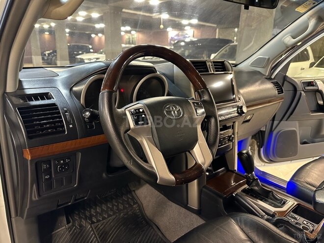 Toyota Land Cruiser Prado 2010, 185,000 km - 2.7 l - Bakı