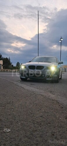 BMW 530 2004, 283,000 km - 3.0 l - Yevlax
