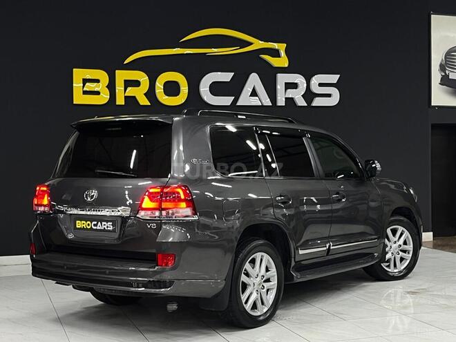 Toyota Land Cruiser 2014, 147,000 km - 4.6 l - Bakı