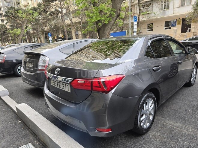 Toyota Corolla 2014, 150,000 km - 1.6 l - Bakı