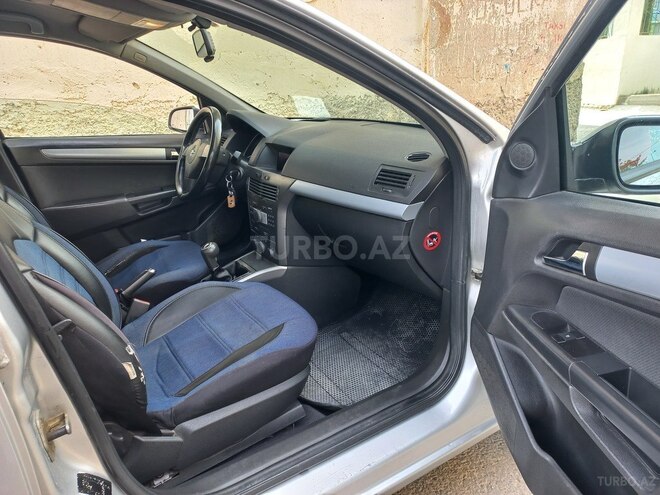 Opel Astra 2006, 278,000 km - 1.3 l - Bakı
