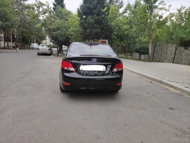 Hyundai Accent 2017, 131,966 km - 1.6 л - Gəncə