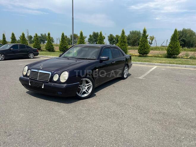 Mercedes E 230 1997, 467,000 km - 2.3 l - Bakı