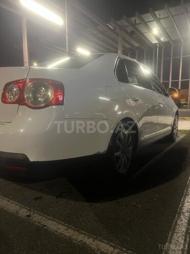Volkswagen Jetta 2009, 240,000 km - 1.6 l - Bakı