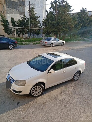 Volkswagen Jetta 2009, 240,000 km - 1.6 l - Bakı