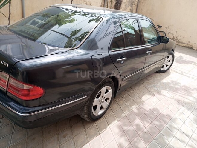 Mercedes E 220 d 1999, 291,166 km - 2.2 л - Sumqayıt