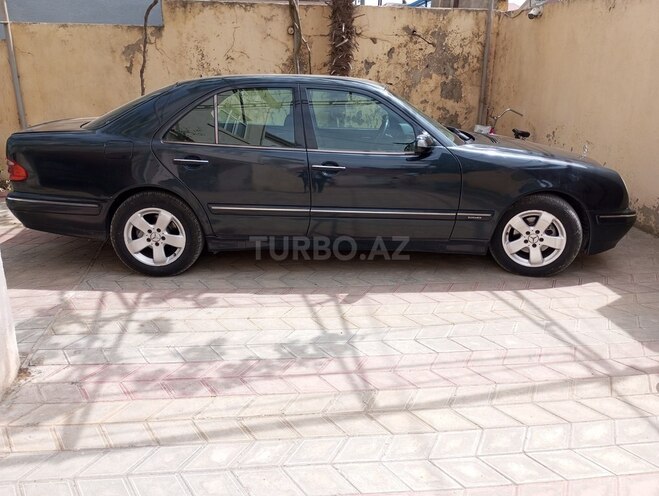Mercedes E 220 d 1999, 291,166 km - 2.2 л - Sumqayıt