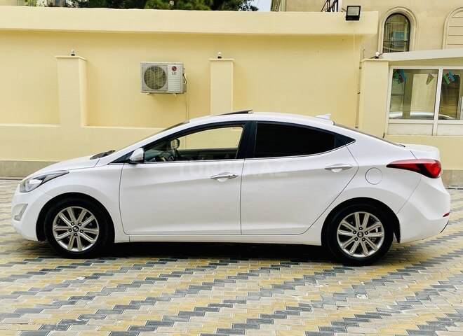 Hyundai Avante 2015, 126,600 km - 1.6 л - Bakı