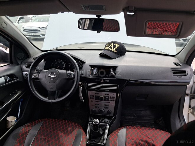 Opel Astra 2010, 267,200 km - 1.3 l - Bakı