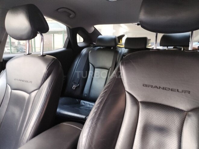 Hyundai Grandeur 2014, 260,000 km - 2.2 л - Bakı