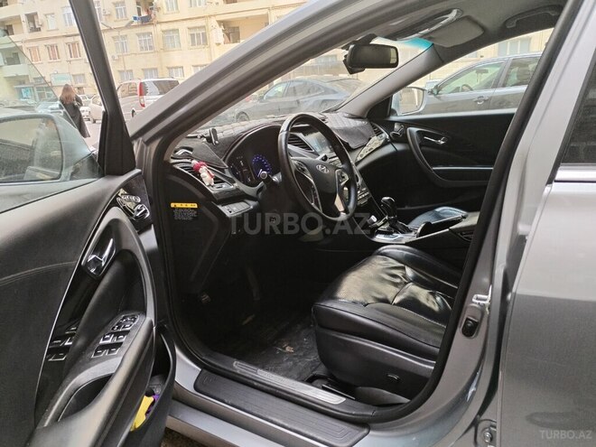 Hyundai Grandeur 2014, 260,000 km - 2.2 л - Bakı