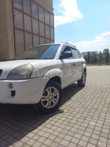 Hyundai Tucson 2007, 300,212 km - 2.0 l - Quba