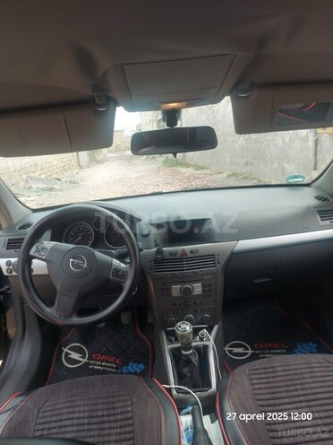 Opel Astra 2005, 340,000 km - 1.4 l - Bakı