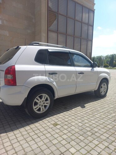 Hyundai Tucson 2007, 300,212 km - 2.0 l - Quba