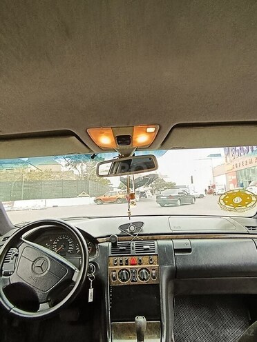 Mercedes E 230 1997, 460,000 km - 2.3 l - Bakı