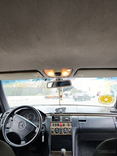 Mercedes E 230 1997, 460,000 km - 2.3 l - Bakı