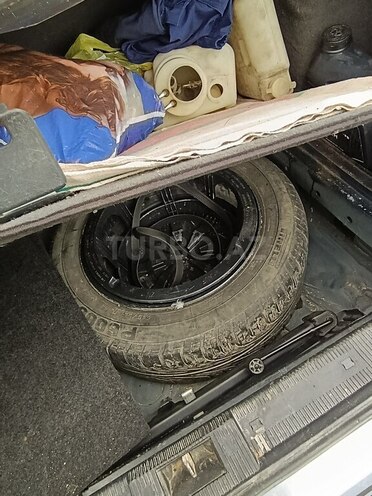 Mercedes E 230 1997, 460,000 km - 2.3 l - Bakı