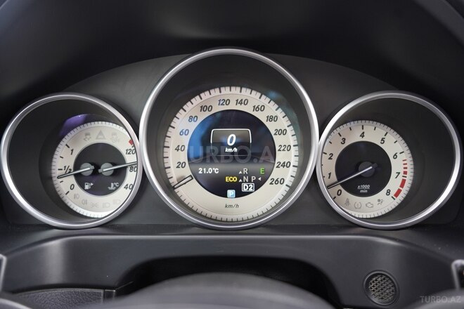 Mercedes E 400 2014, 209,000 km - 3.0 л - Bakı