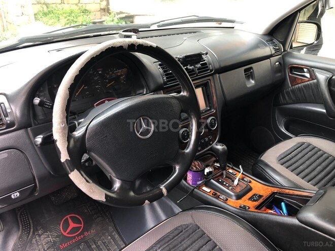 Mercedes ML 320 2002, 270,000 km - 3.2 l - Bakı