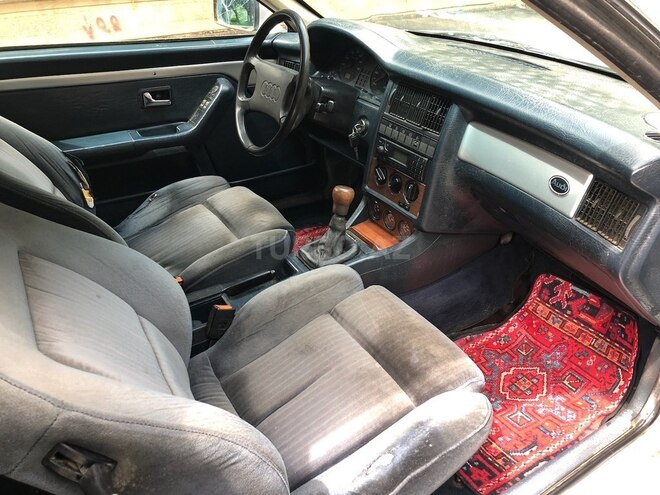 Audi  1990, 270,000 km - 2.3 l - Bakı