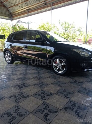 Hyundai i30 2011, 217,000 km - 1.6 l - Bərdə