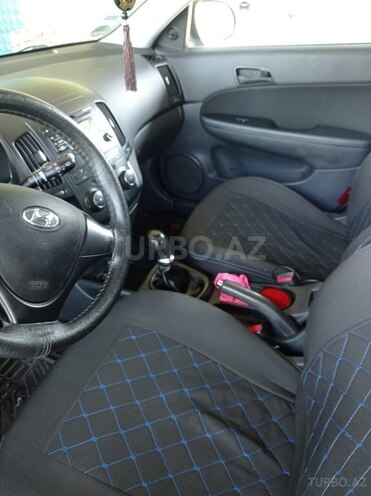 Hyundai i30 2011, 217,000 km - 1.6 l - Bərdə