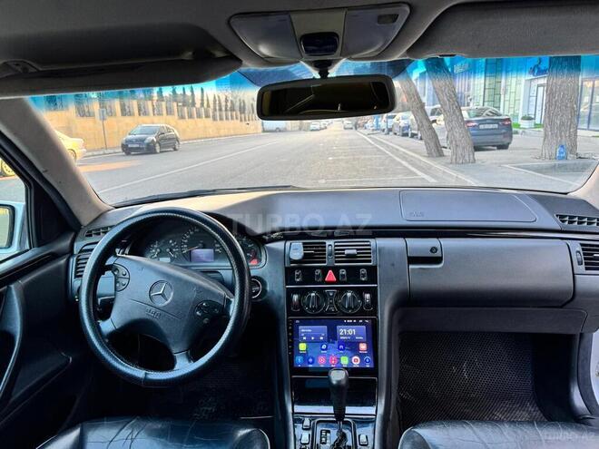 Mercedes E 220 d 2000, 400,000 km - 2.2 л - Bakı