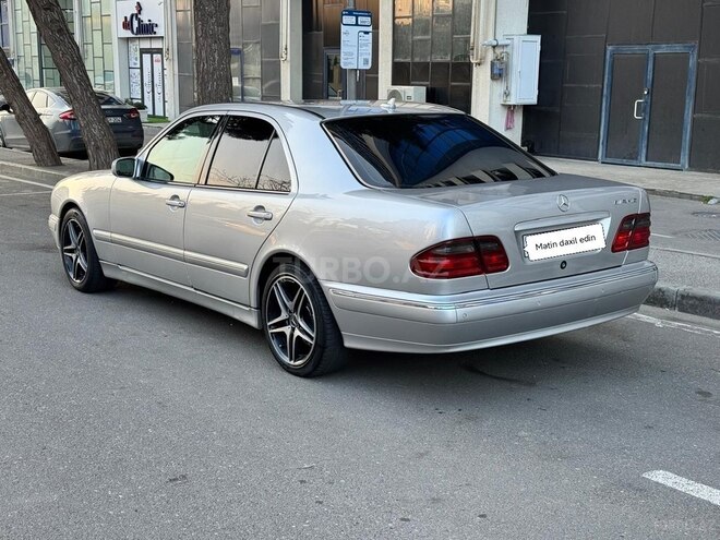 Mercedes E 220 d 2000, 400,000 km - 2.2 л - Bakı