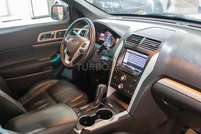Ford Explorer 2014, 130,000 km - 3.5 l - Bakı