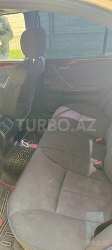 Mercedes E 200 2001, 303,987 km - 2.0 l - Sumqayıt