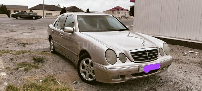 Mercedes E 200 2001, 303,987 km - 2.0 l - Sumqayıt