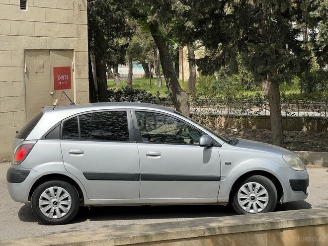 Kia Rio 2005, 250,000 km - 1.4 l - Bakı
