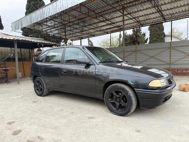 Opel Antara 1996, 300,000 km - 1.6 л - Gəncə
