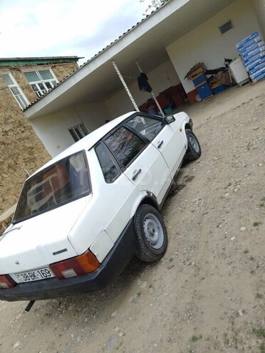 LADA (VAZ) 21099 2000, 150,000 km - 1.5 l - Qusar
