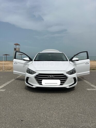 Hyundai Avante 2016, 180,000 km - 1.6 л - Bakı