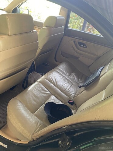 BMW 528 1998, 361,810 km - 2.8 l - Neftçala