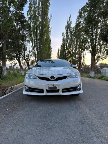 Toyota Camry-2