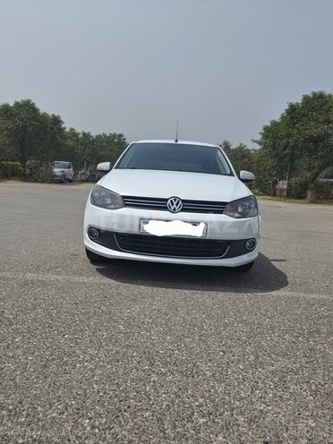 Volkswagen Polo 2014, 220,000 km - 1.6 l - Bakı