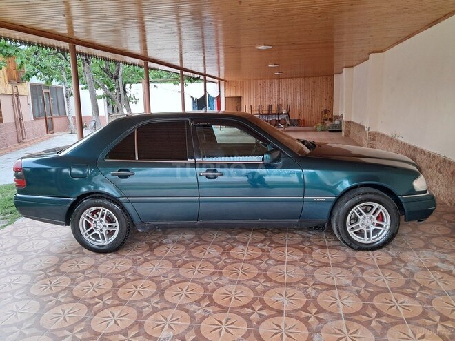 Mercedes C 200 1995, 392,660 km - 2.0 л - Göyçay