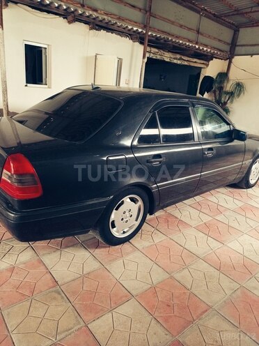Mercedes C 220 1994, 300,000 km - 2.2 l - Salyan