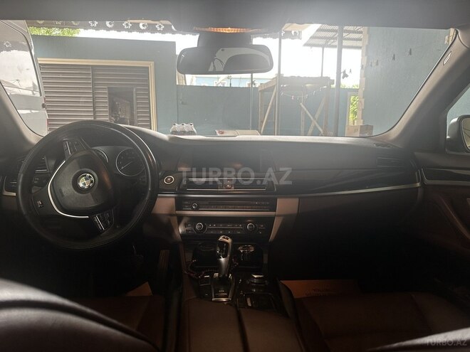 BMW 523 2010, 148,000 km - 3.0 l - Şirvan