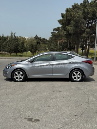 Hyundai Elantra 2015, 42,200 km - 1.8 л - Bakı