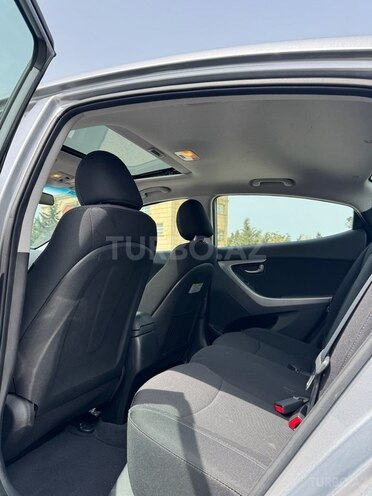 Hyundai Elantra 2015, 42,200 km - 1.8 л - Bakı