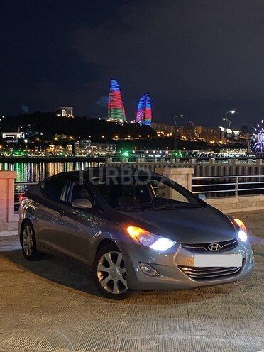 Hyundai Elantra 2013, 177,028 km - 1.8 л - Gəncə