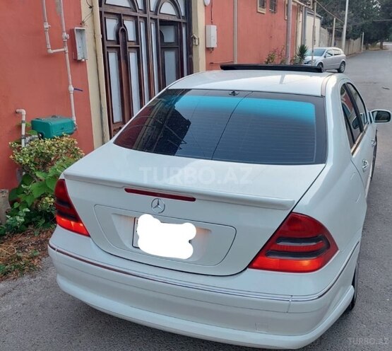 Mercedes C 240 2002, 271,800 km - 2.4 л - Bakı