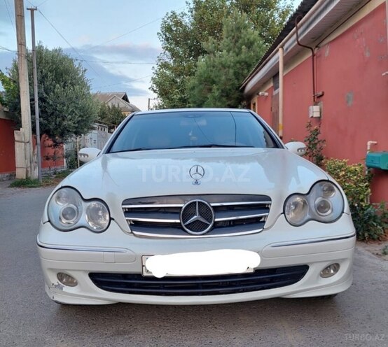Mercedes C 240 2002, 271,800 km - 2.4 л - Bakı