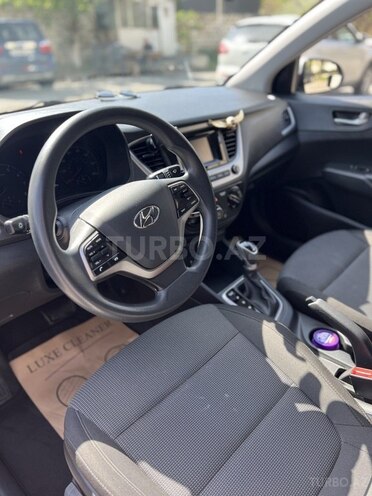 Hyundai Accent 2020, 98,000 km - 1.6 l - Bakı